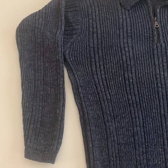 EUC X-treme Gear Vintage 1/4 Zip Blue Sweater Size Medium - Picture 4 of 14